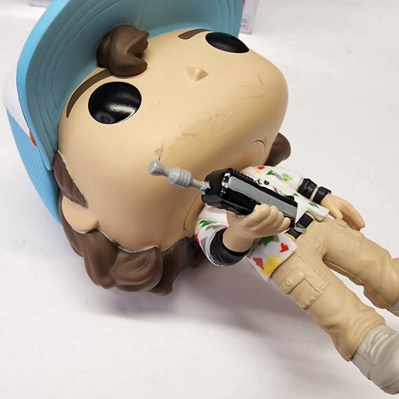 Funko Pop! Stranger Things: Dustin (#1240) Thinking Cap Hellfire Club Tshirt - Picture 6 of 14